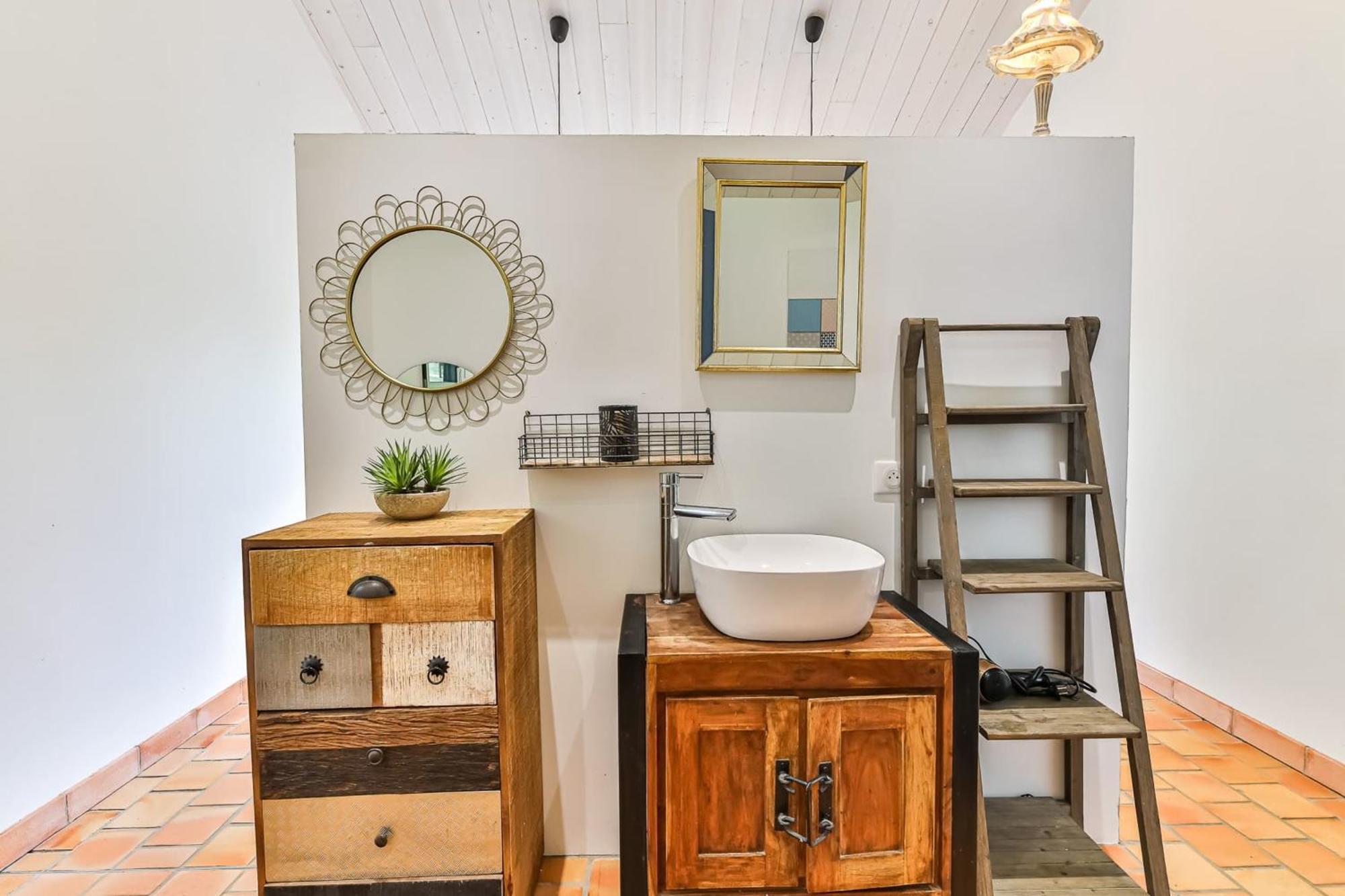 Villa Le Nid - Paisible Avec Piscine à Le Perrier Extérieur photo