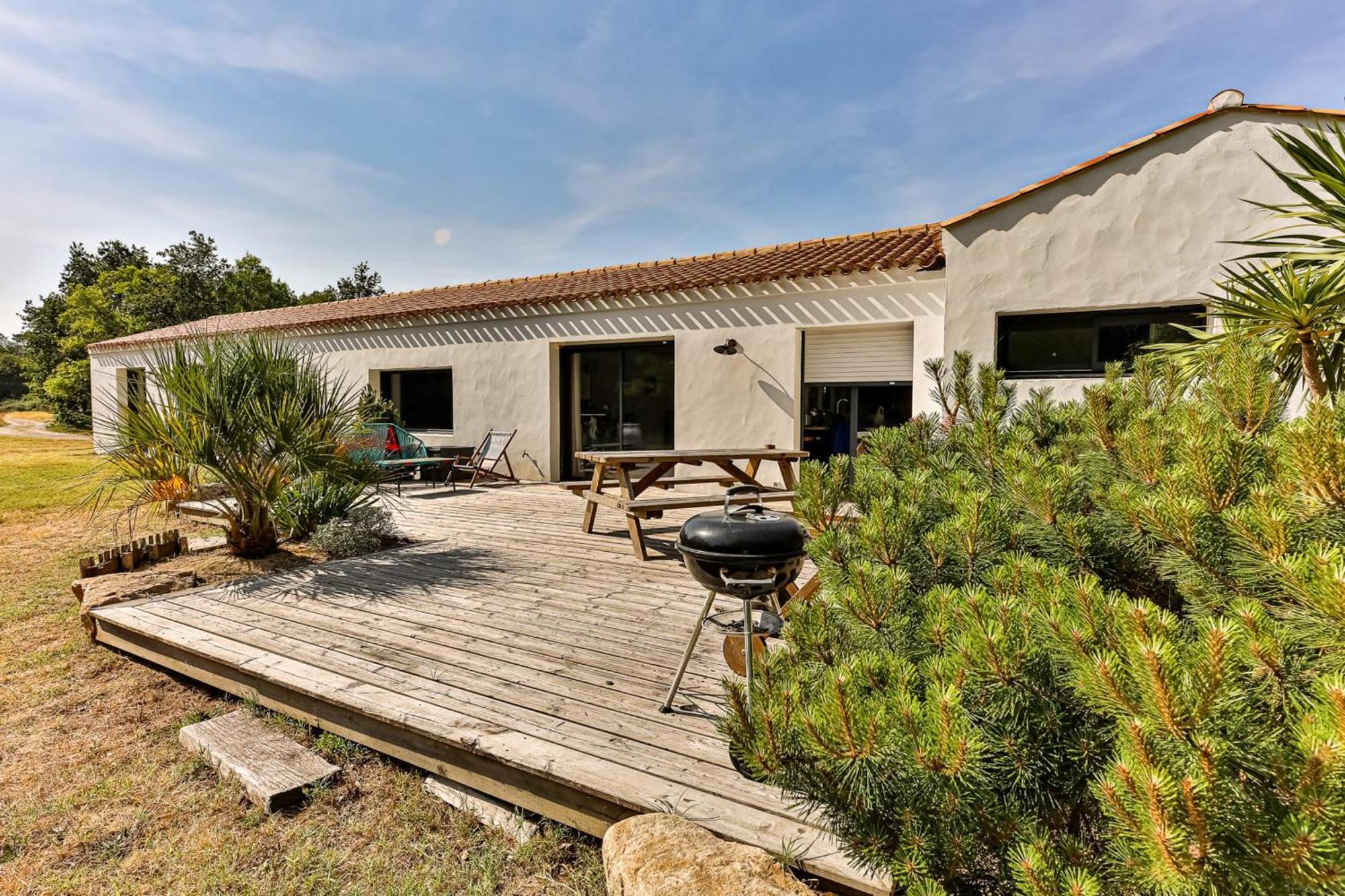 Villa Le Nid - Paisible Avec Piscine à Le Perrier Extérieur photo